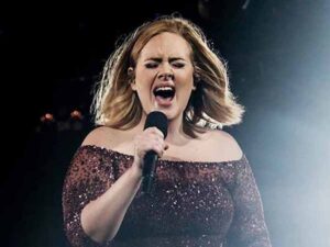دانلود آهنگ Hello, it’s me از Adele با متن و ترجمه