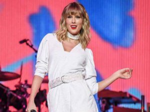 دانلود آهنگ Coney Island از Taylor Swift با متن و ترجمه