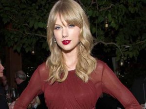 دانلود آهنگ Maroon از Taylor Swift با متن و ترجمه