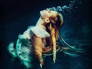 دانلود آهنگ Head Above Water از Avril Lavigne با متن و ترجمه