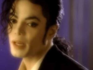 دانلود آهنگ Who Is It از Michael Jackson با متن و ترجمه