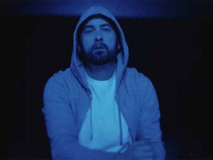 دانلود آهنگ Darkness از Eminem با متن و ترجمه