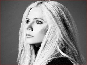 دانلود آهنگ bigger wow از Avril Lavigne با متن و ترجمه