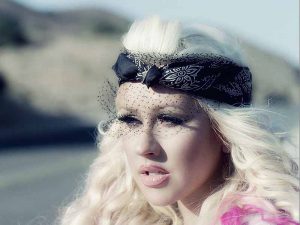 دانلود آهنگ Your Body از Christina Aguilera با متن و ترجمه