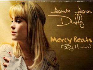 دانلود آهنگ Mercy Beats از Aimée Ann Duffy با متن و ترجمه