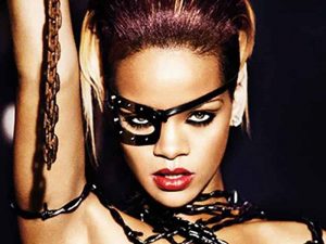 دانلود آهنگ Rusian Roulette از Rihanna با متن و ترجمه