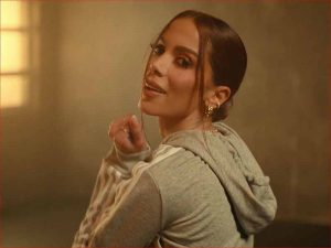 دانلود آهنگ اسپانیایی Envolver از Anitta با متن و ترجمه