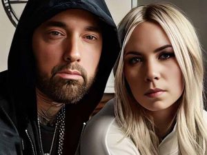 دانلود آهنگ Temporary از Eminem و Skylar Grey با متن و ترجمه