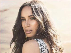 دانلود آهنگ Thunder از Leona Lewis با متن و ترجمه