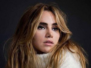 دانلود آهنگ Good Looking از Suki Waterhouse با متن و ترجمه