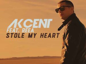 دانلود آهنگ Stole My Heart از Akcent و REEA با متن و ترجمه