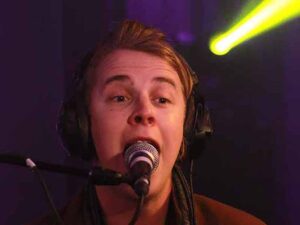 دانلود آهنگ Jealousy از Tom Odell با متن و ترجمه