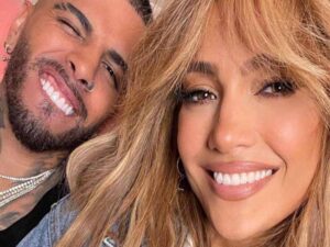 دانلود آهنگ اسپانیایی Cambia el Paso از Jennifer Lopez و Rauw Alejandro با متن و ترجمه