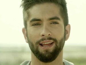 دانلود آهنگ فرانسوی Color Gitano از Kendji Girac با متن و ترجمه