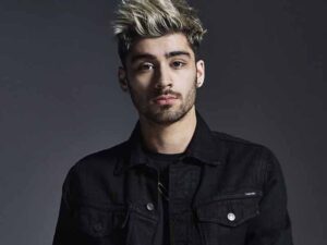 دانلود آهنگ There You Are از Zayn Malik با متن و ترجمه