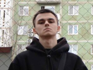 دانلود آهنگ روسی I’m fine (В порядке) از Vector A (Вектор) با متن و ترجمه