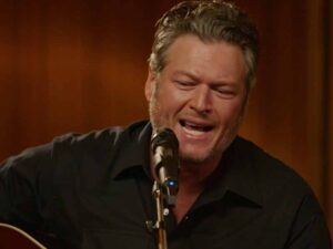 دانلود آهنگ Turnin Me On از Blake Shelton با متن و ترجمه