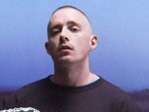 دانلود آهنگ Giants از Dermot Kennedy با متن و ترجمه