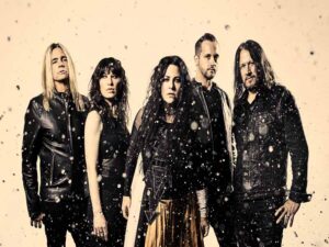 دانلود آهنگ Whisper از Evanescence با متن و ترجمه