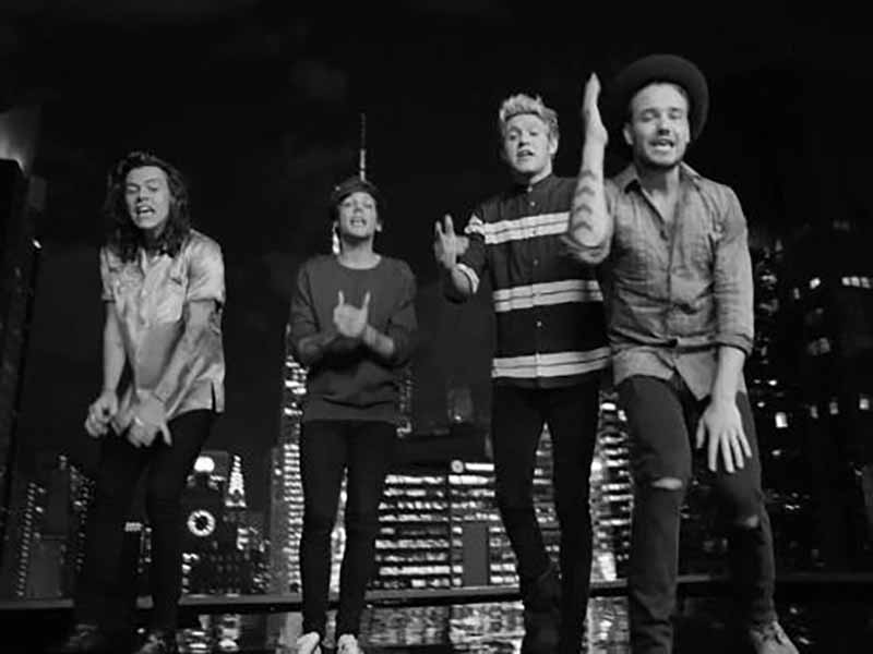 دانلود آهنگ Perfect از One Direction با متن و ترجمه
