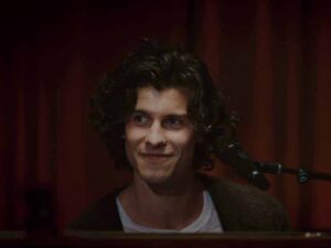 دانلود آهنگ Can’t Take My Eyes Off You از Shawn Mendes با متن و ترجمه
