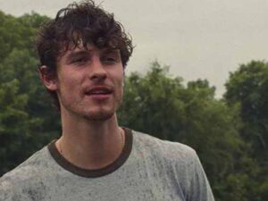 دانلود آهنگ Why از Shawn Mendes با متن و ترجمه
