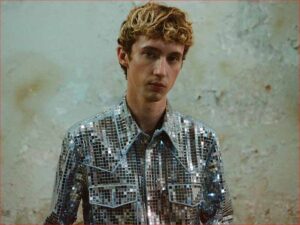 دانلود آهنگ Got Me Started از Troye Sivan با متن و ترجمه