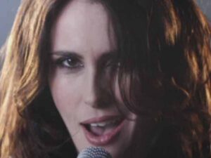 دانلود آهنگ Faster از Within Temptation با متن و ترجمه