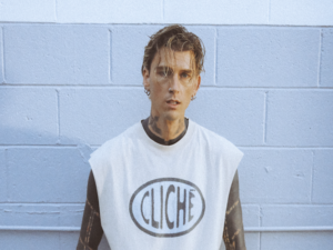 دانلود آهنگ cliché از mgk با متن و ترجمه