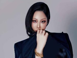دانلود آهنگ Newsflash از Jessie J با متن و ترجمه