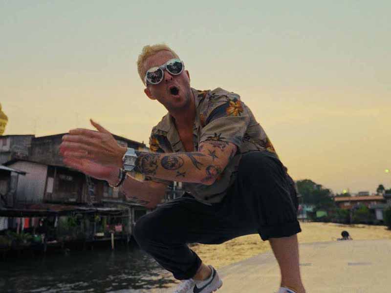 دانلود آهنگ RUNAWAY از OneRepublic با متن و ترجمه