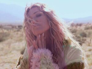 دانلود آهنگ Broken Glass از Rachel Platten با متن و ترجمه