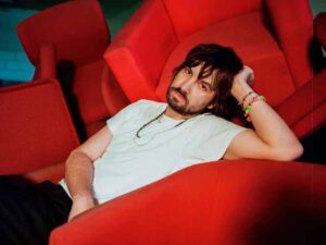 دانلود آهنگ End Of Summer از Tame Impala با متن و ترجمه