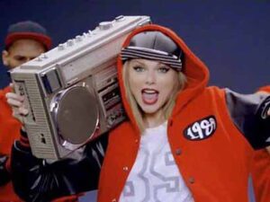 دانلود آهنگ Shake it Off از Taylor Swift با متن و ترجمه