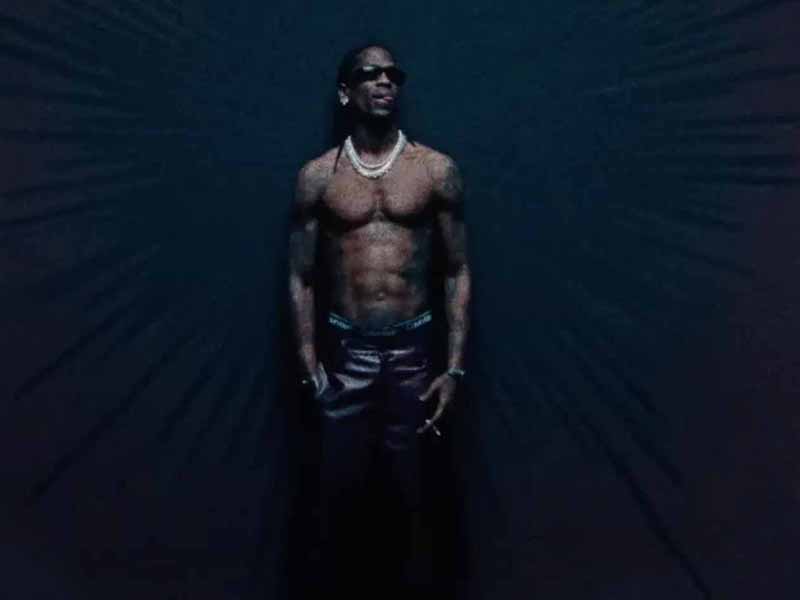 دانلود آهنگ DUMBO از Travis Scott با متن و ترجمه