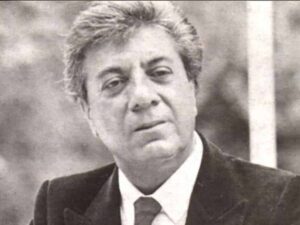 دانلود آهنگ “شبگرد” از علی‌اکبر گلپایگانی (گلپا) با متن و ترجمه انگلیسی