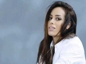 دانلود آهنگ فرانسوی Dis-moi qui tu es از Amel Bent با متن و ترجمه