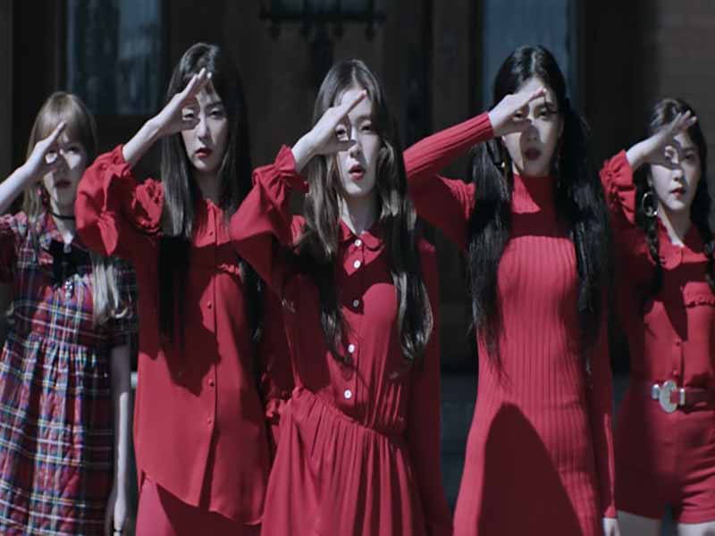 دانلود آهنگ Peek A Boo از Red Velvet با متن و ترجمه