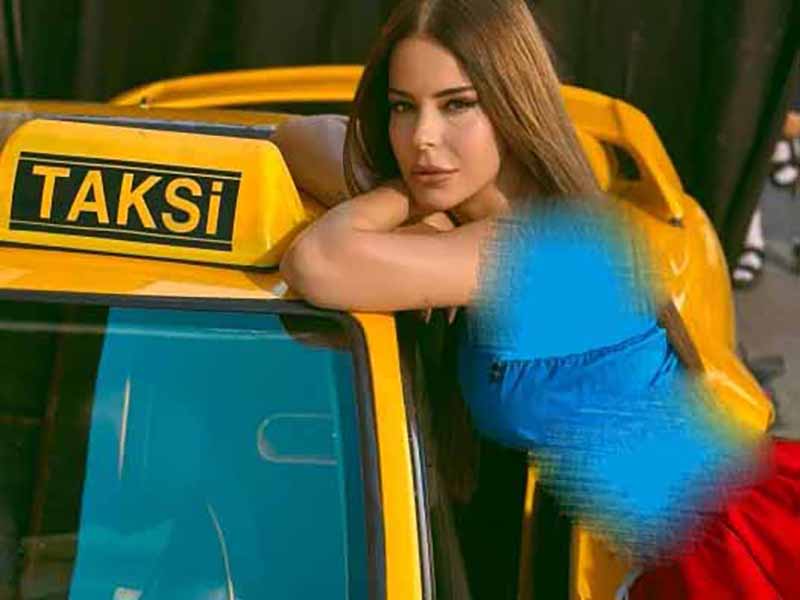 دانلود آهنگ ترکی Taksi از Simge با متن و ترجمه