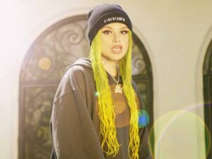 دانلود آهنگ Really Counts از Snow Tha Product با متن و ترجمه