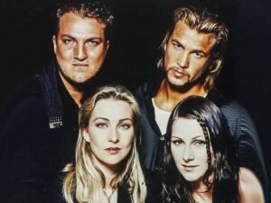 دانلود آهنگ Edge Of Heaven از Ace of base با متن و ترجمه
