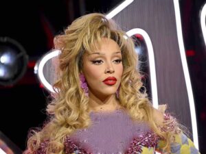 دانلود آهنگ Gorgeous از Doja Cat با متن و ترجمه