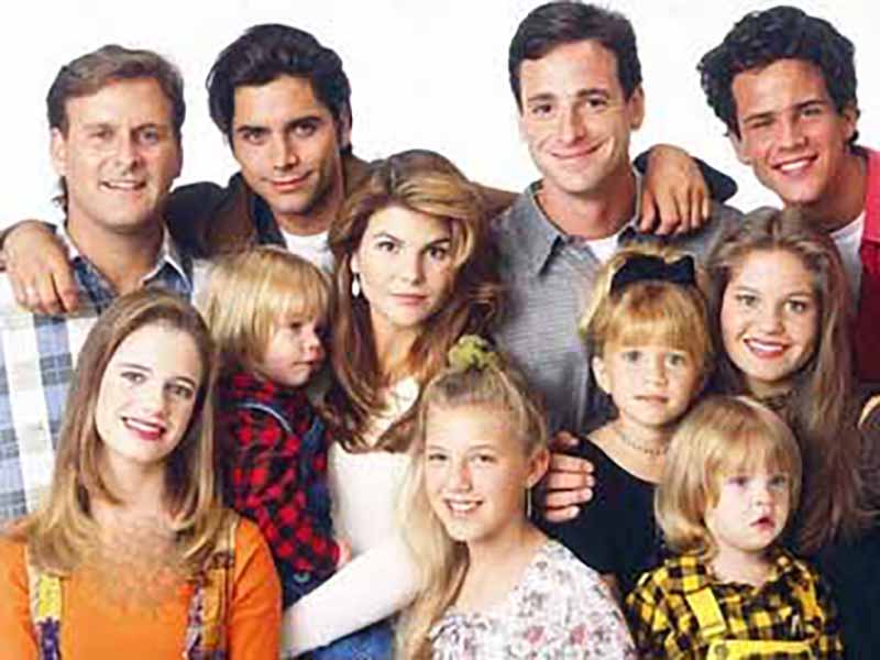 دانلود آرشیو زیرنویس انگلیسی سریال Fuller House