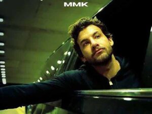 دانلود آهنگ ترکی Kandım از Mustafa Mert Koç با متن و ترجمه