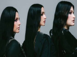 دانلود آهنگ End of You از Poppy و Amy Lee و Courtney LaPlante با متن و ترجمه