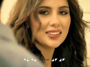 دانلود آهنگ عربی “مَا تْــــحَسِبْنِيشْ” از شیرین عبدالوهاب با متن و ترجمه