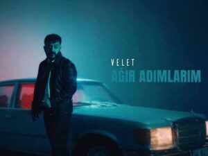 دانلود آهنگ ترکی Ağır Adımlarım از Velet با متن و ترجمه