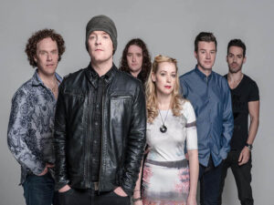 دانلود آهنگ The Storm Before The Calm از Anathema با متن و ترجمه