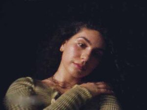 دانلود آهنگ Get To You از Alessia Cara با متن و ترجمه