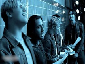 دانلود آهنگ Shape of my heart از Backstreet Boys با متن و ترجمه